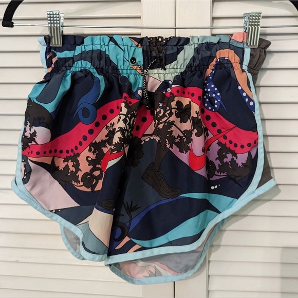 Nike Icon Clash Tempo Running Shorts Size Small - Picture 2 of 7